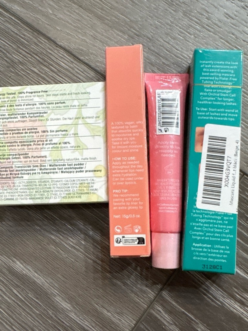 Makeup bundle - Picture 2 of 4